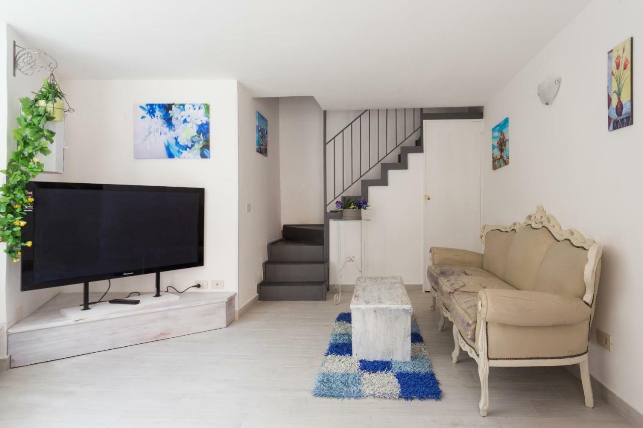 Casa Vacanze Di Gio Catánia Buitenkant foto