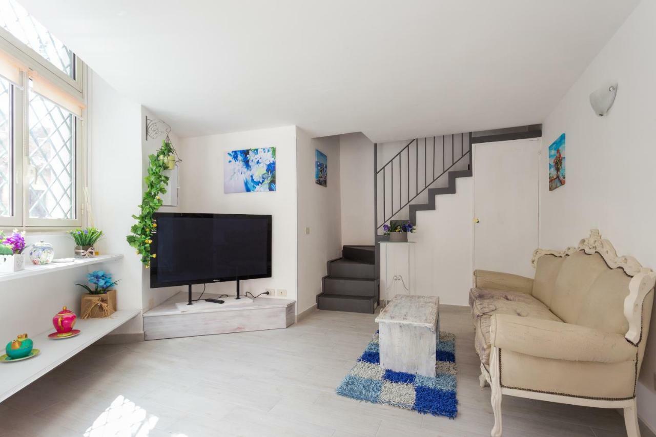 Casa Vacanze Di Gio Catánia Buitenkant foto